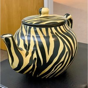 1996 Vintage Laurie Gates Safari Animal Print Teapot